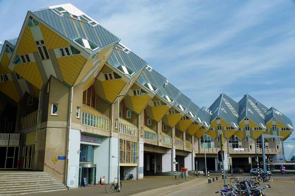 Cube-houses-in-Rotterdam