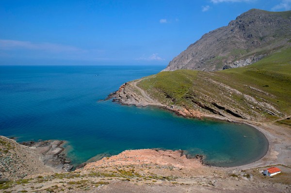 Kardamos beach, Imbros/Gökçeada island, Turkey. Photo by Ggia.