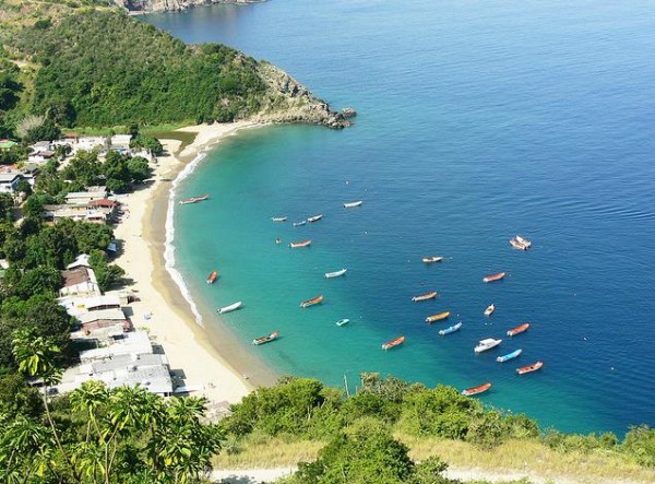 Beach of the west of Vargas State, Venezuela. Photo by Guillermo Gonzalez P.
