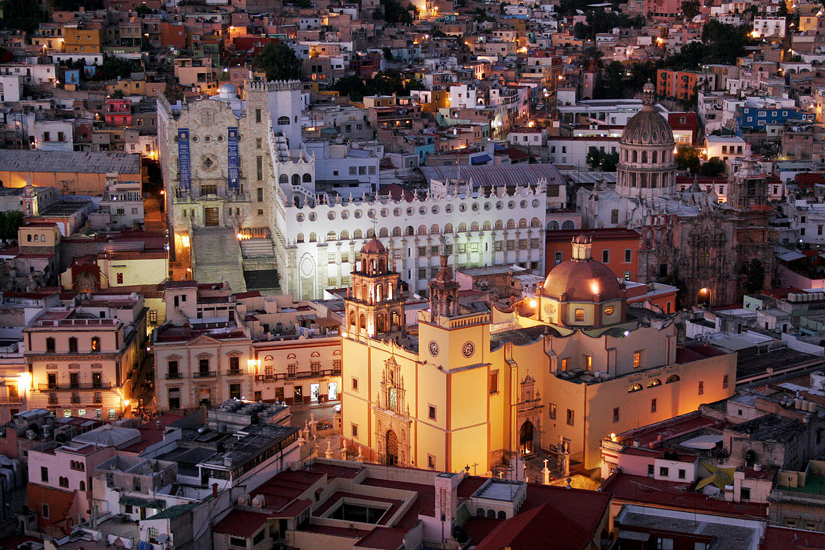 Guanajuato, Mexico at night. Photo by Thomas Castelazo.
