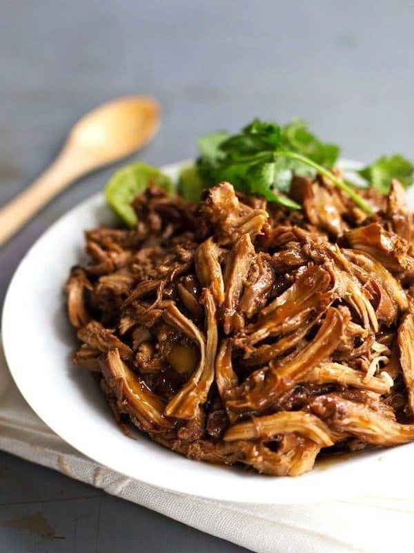 Honey Glazed Crockpot Chicken Adobo - simple pantry ingredients, hardly any hands-on time, 200 calories. | https://lose-belly.fit
